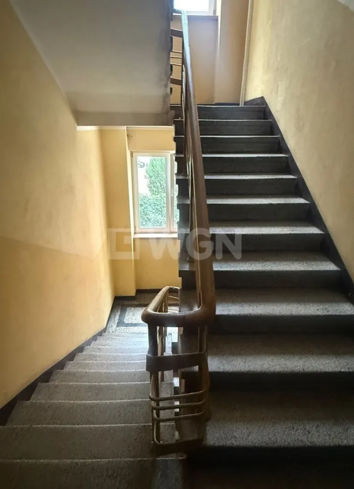 Mieszkanie na  wynajem Warszawa - Kawalerka, balkon, do wprowadzenia