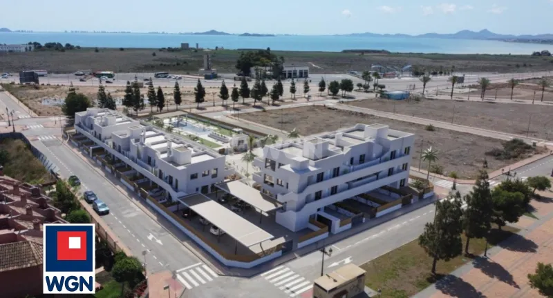 Dom na  sprzedaż Los Alcazares - Nowoczesne bungalowy 800 m od plaży